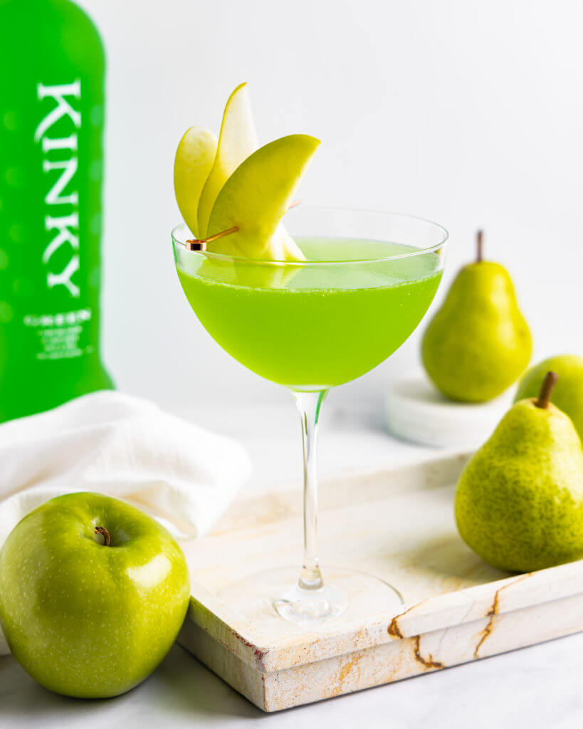 Kinky Green Drink decorated with apples